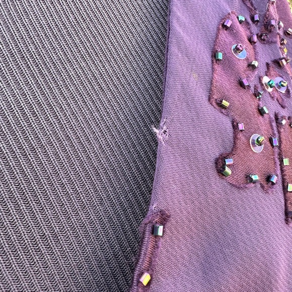 Narianna Sleeveless V Shape Beaded Top, Floral Dress - Picture 13 of 15